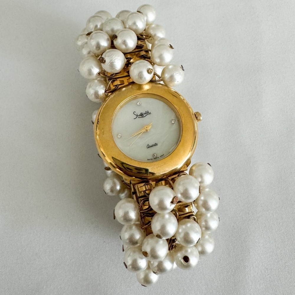 Vintage 2000s Sutton Pearl Stretch Watch